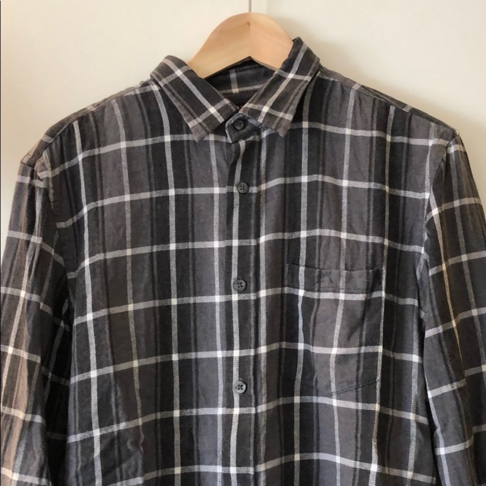 Banana Republic Men’s Medium Button Down Shirt